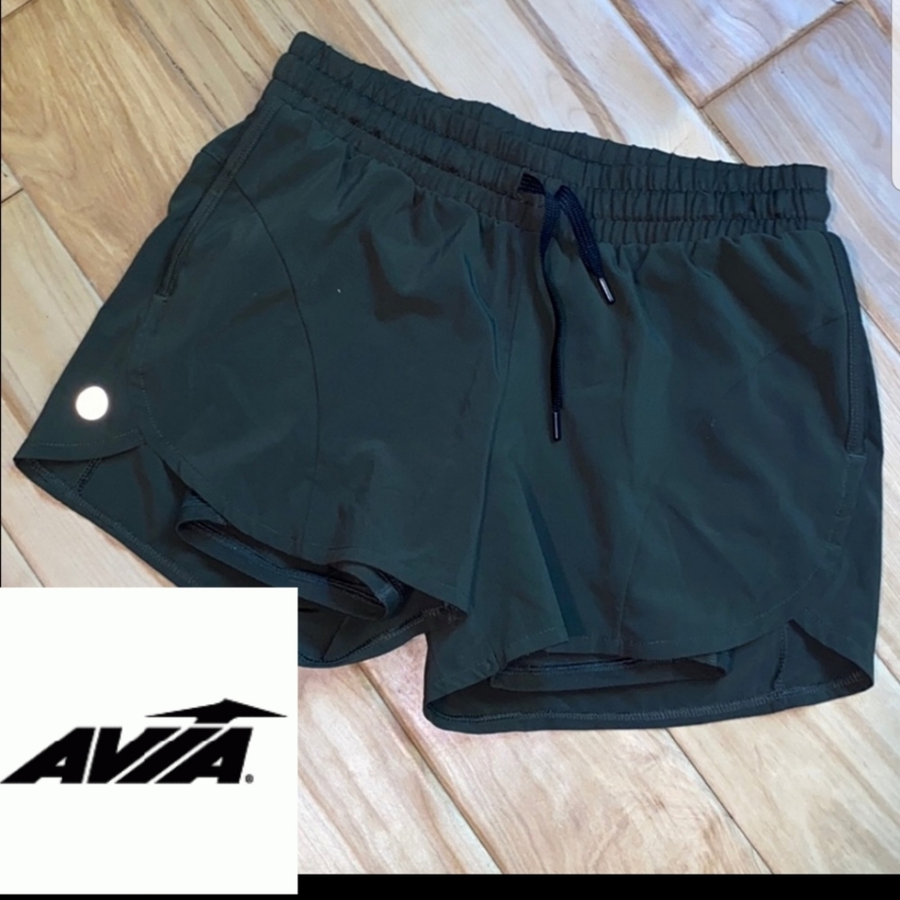 Avia Shorts